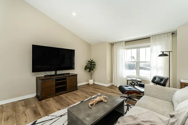 $715,000 | 6265 Summit Pine Road Northwest, Rochester, MN 55901