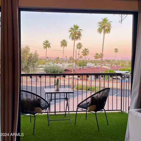 $2,500 | 425 South Parkcrest, Unit 327, Mesa, AZ 85206