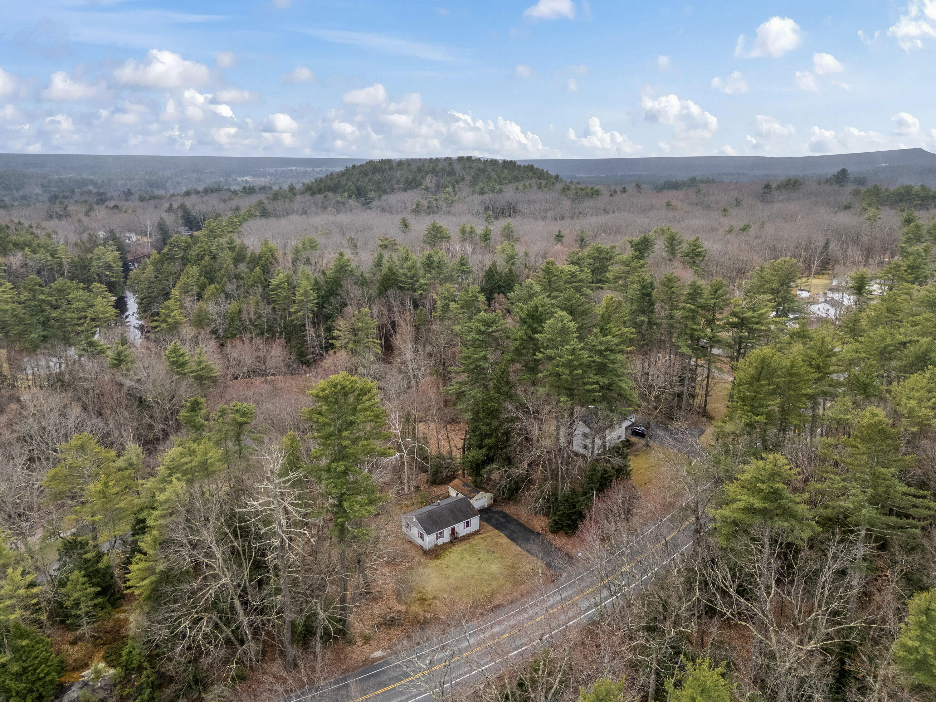 43 Skillin Road Cumberland, ME 04021 - Photo 3 of 25 43 Skillin Road, Cumberland