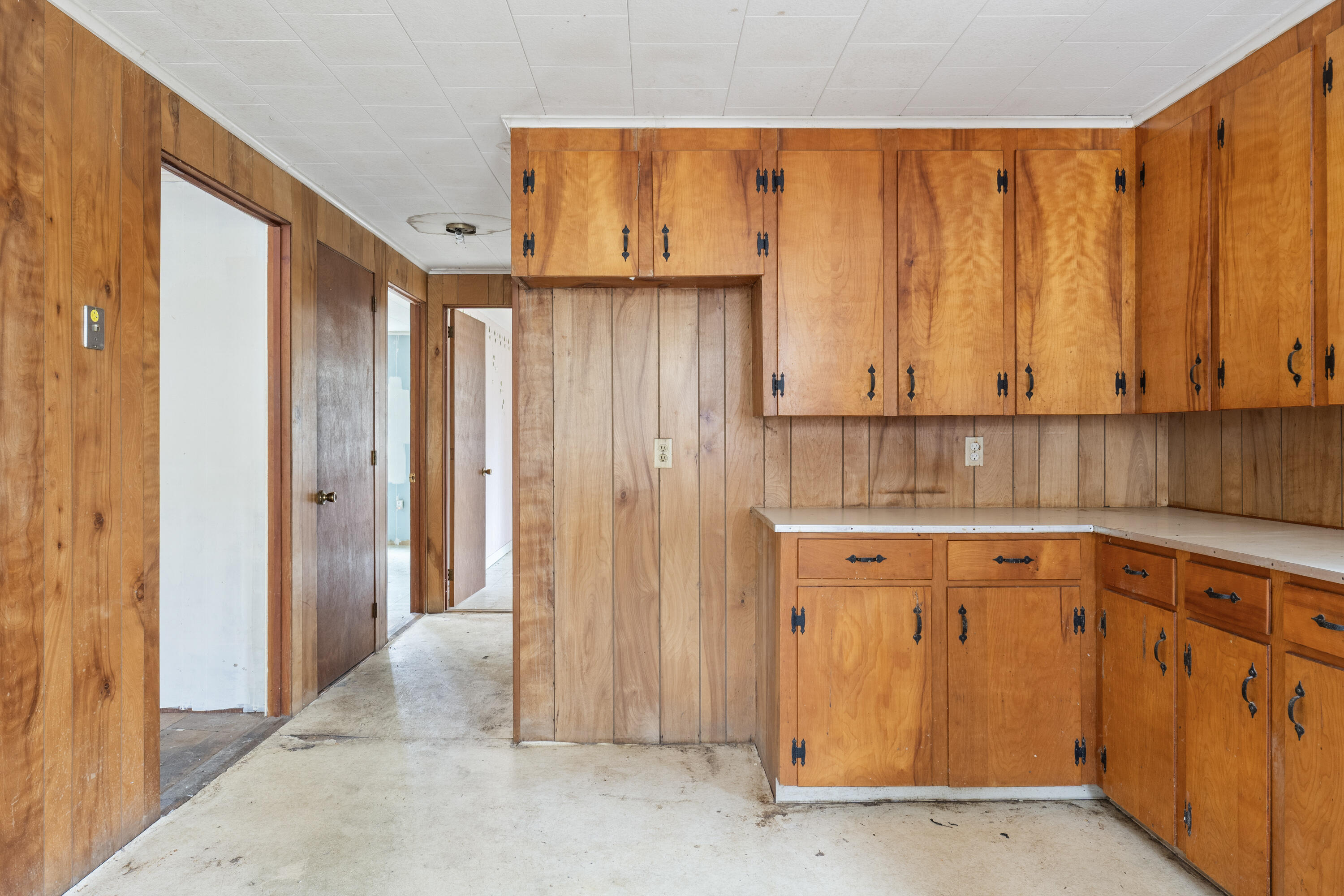 43 Skillin Road Cumberland, ME 04021 - Photo 10 of 25 Kitchen