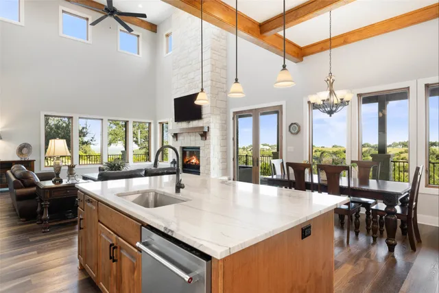 $1,699,000 | 234 Elk Run Cove, Blanco, TX 78606