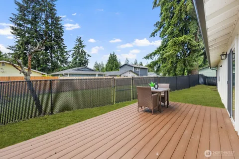 $425,000 | 11829 Southeast 318th Place, Auburn, WA 98092