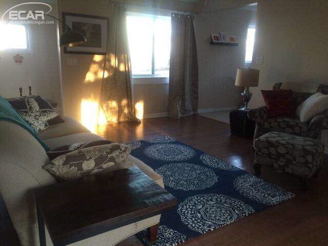 13504 Haddon Street Fenton, MI 48430 - Photo 10 of 20 21128503-9.JPG