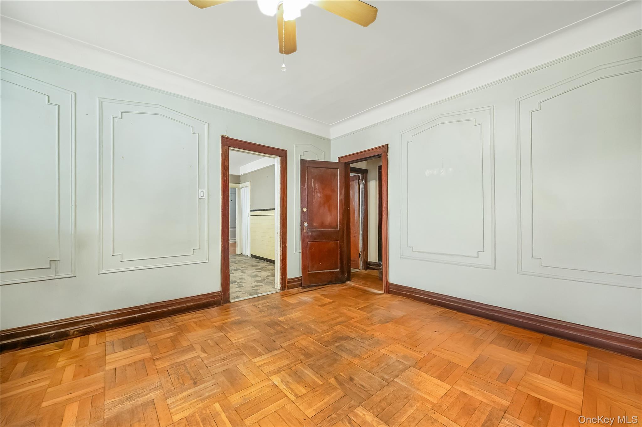 59-56 57th Road Queens, NY 11378 - Photo 5 of 27