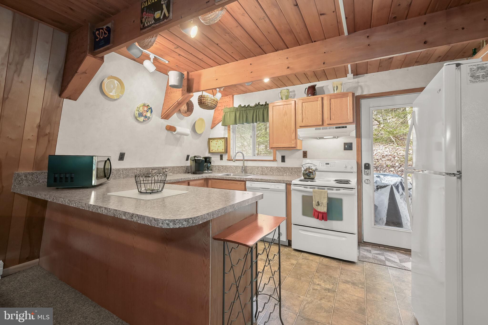 2702 Mayhew Inn Road Oakland, MD 21550 - Photo 20 of 87 Eat-In Kitchen