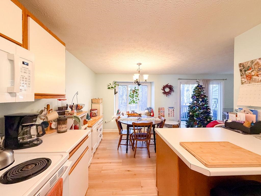 84 Branch Turnpike, Unit 86 Concord, NH 03301 - Photo 9 of 32