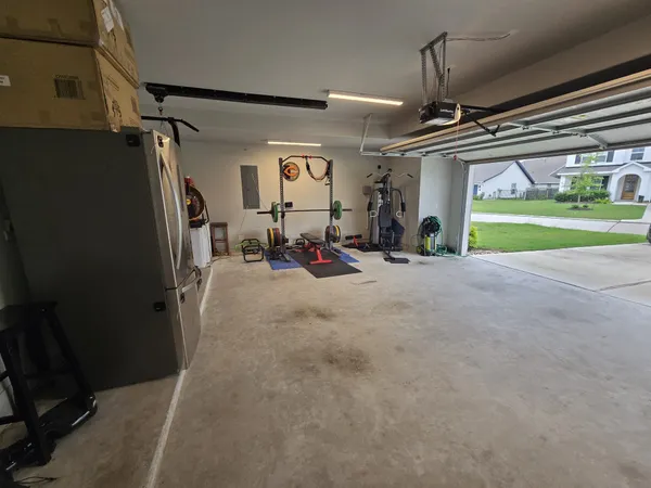 $475,000 | 2332 Hagerman Road, Conroe, TX 77384