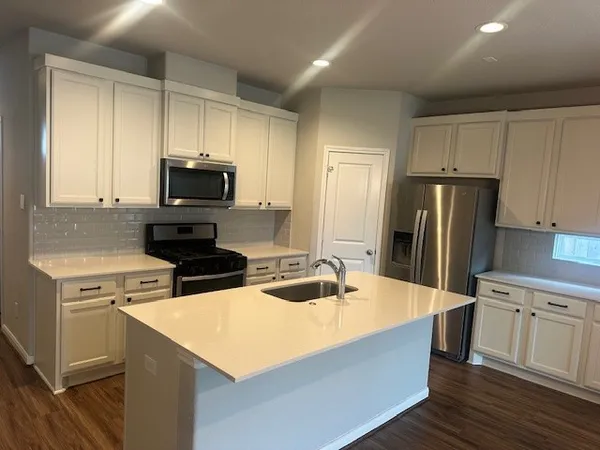 $475,000 | 2332 Hagerman Road, Conroe, TX 77384