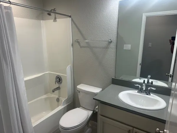 $475,000 | 2332 Hagerman Road, Conroe, TX 77384