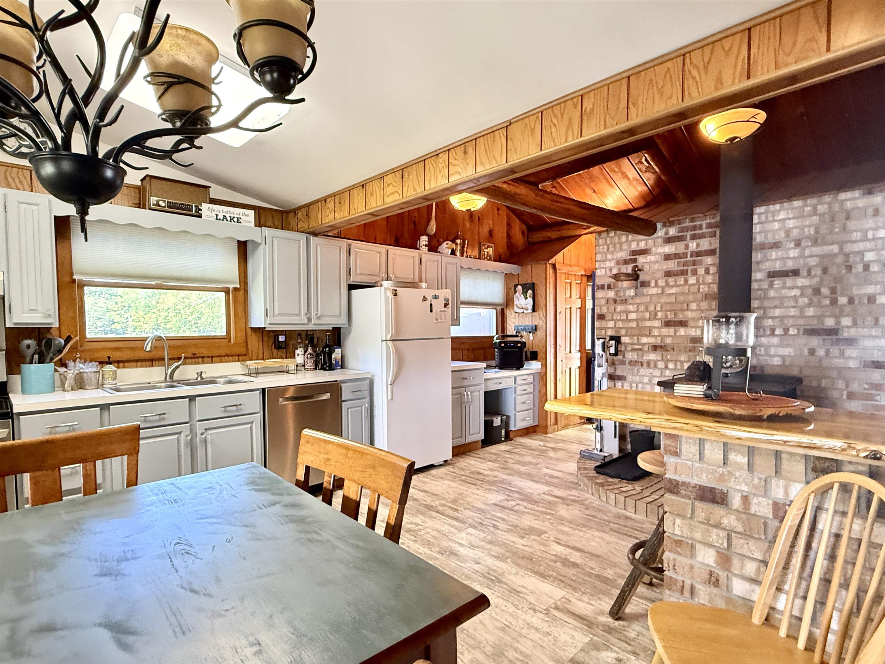 1627 Riverside Drive Gladwin, MI 48624 - Photo 22 of 53