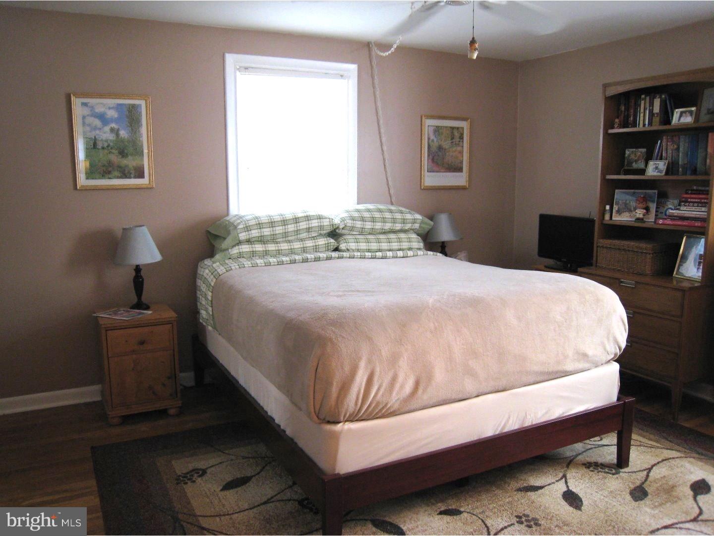 9947 Bridle Road Philadelphia, PA 19115 - Photo 18 of 20 Gallery Image 18