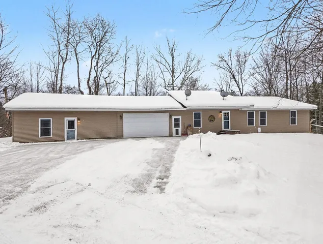 $375,000 | 6878 North Croswell Avenue, Bitely, MI 49309