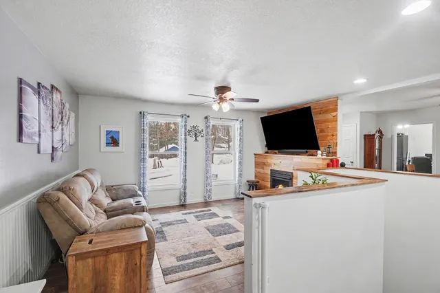 $375,000 | 6878 North Croswell Avenue, Bitely, MI 49309