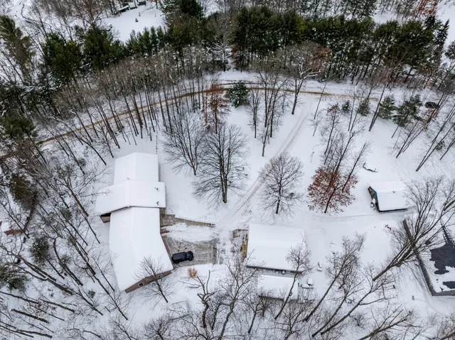 $375,000 | 6878 North Croswell Avenue, Bitely, MI 49309