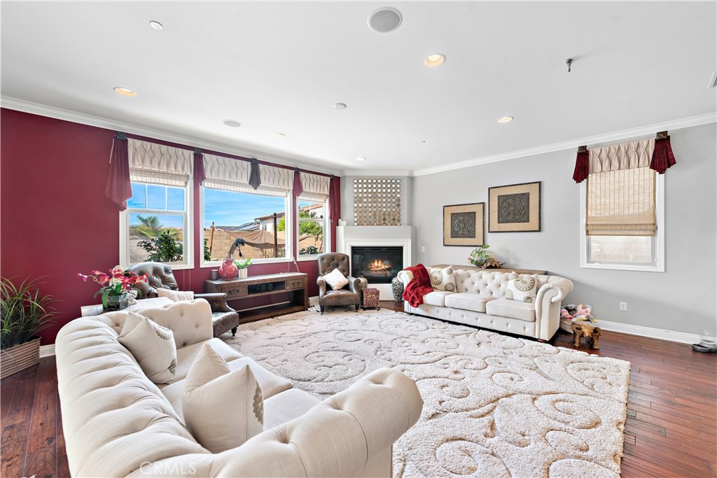 108 Fairgrove Irvine, CA 92618 - Photo 10 of 40 a living room with furniture window and couch