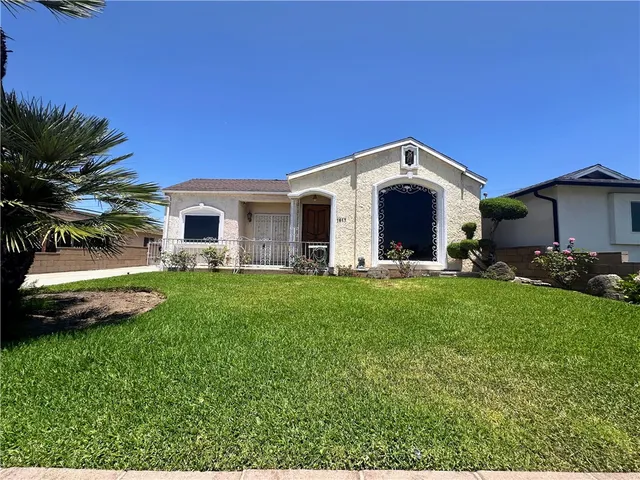 $849,900 | 1617 West 125th Street, Los Angeles, CA 90047