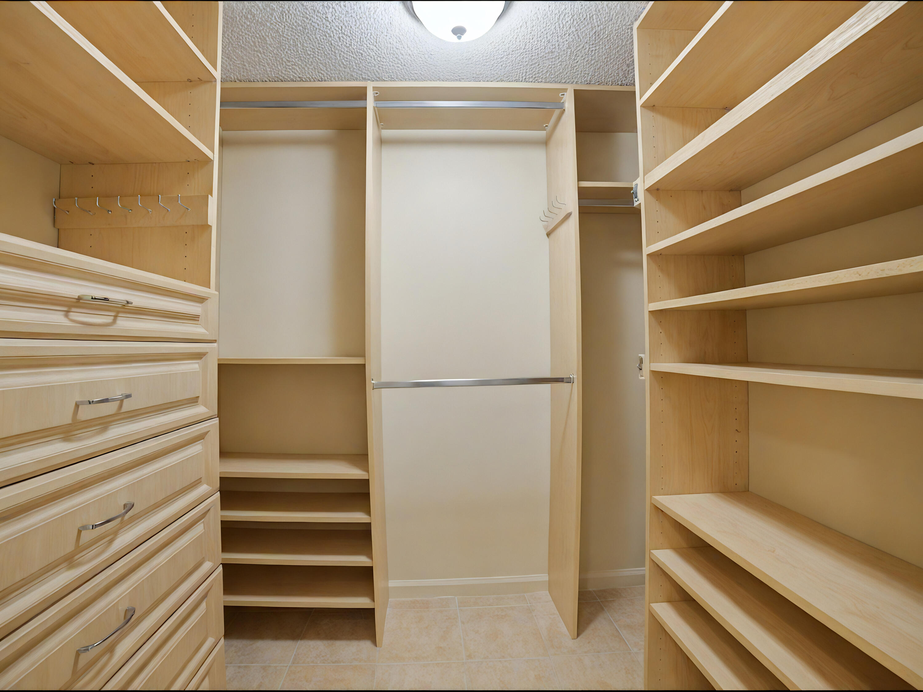 6024 Glendale Drive Boca Raton, FL 33433 - Photo 24 of 36 Bedroom2-Closet