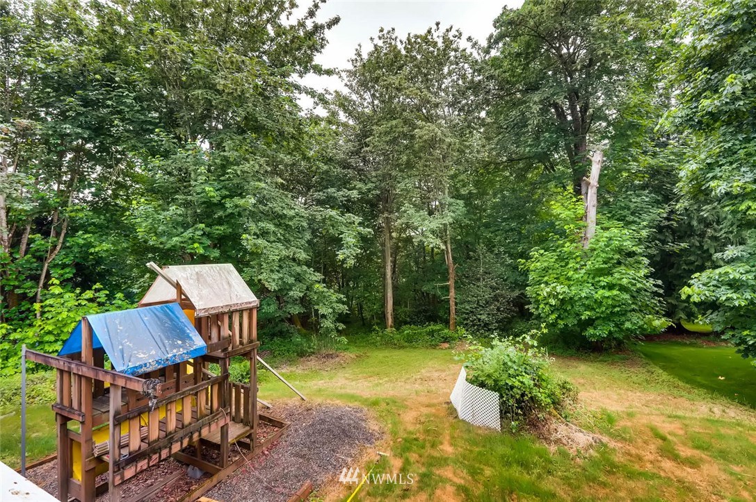 15717 203rd Avenue Southeast Renton, WA 98059 - Photo 11 of 12