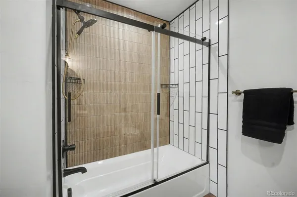 $698,000 | 125 6th Street, Dacono, CO 80514