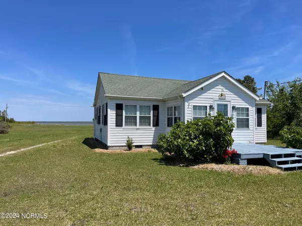$339,000 | 2524 Cedar Island Road, Cedar Island, NC 28520