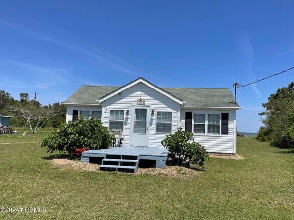 $339,000 | 2524 Cedar Island Road, Cedar Island, NC 28520