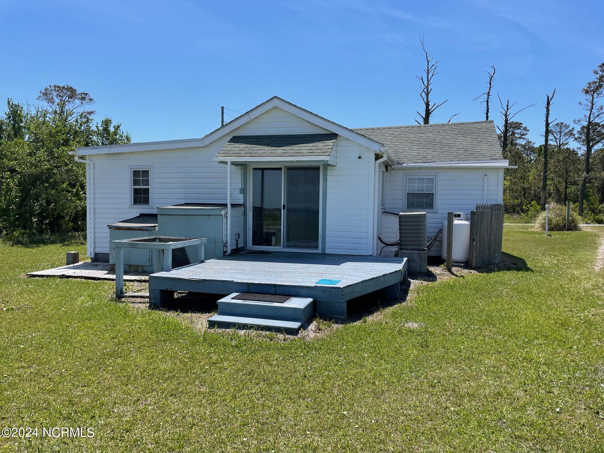 2524 Cedar Island Road Cedar Island, NC 28520 - Photo 16 of 47 2524 Cedar Island Rd