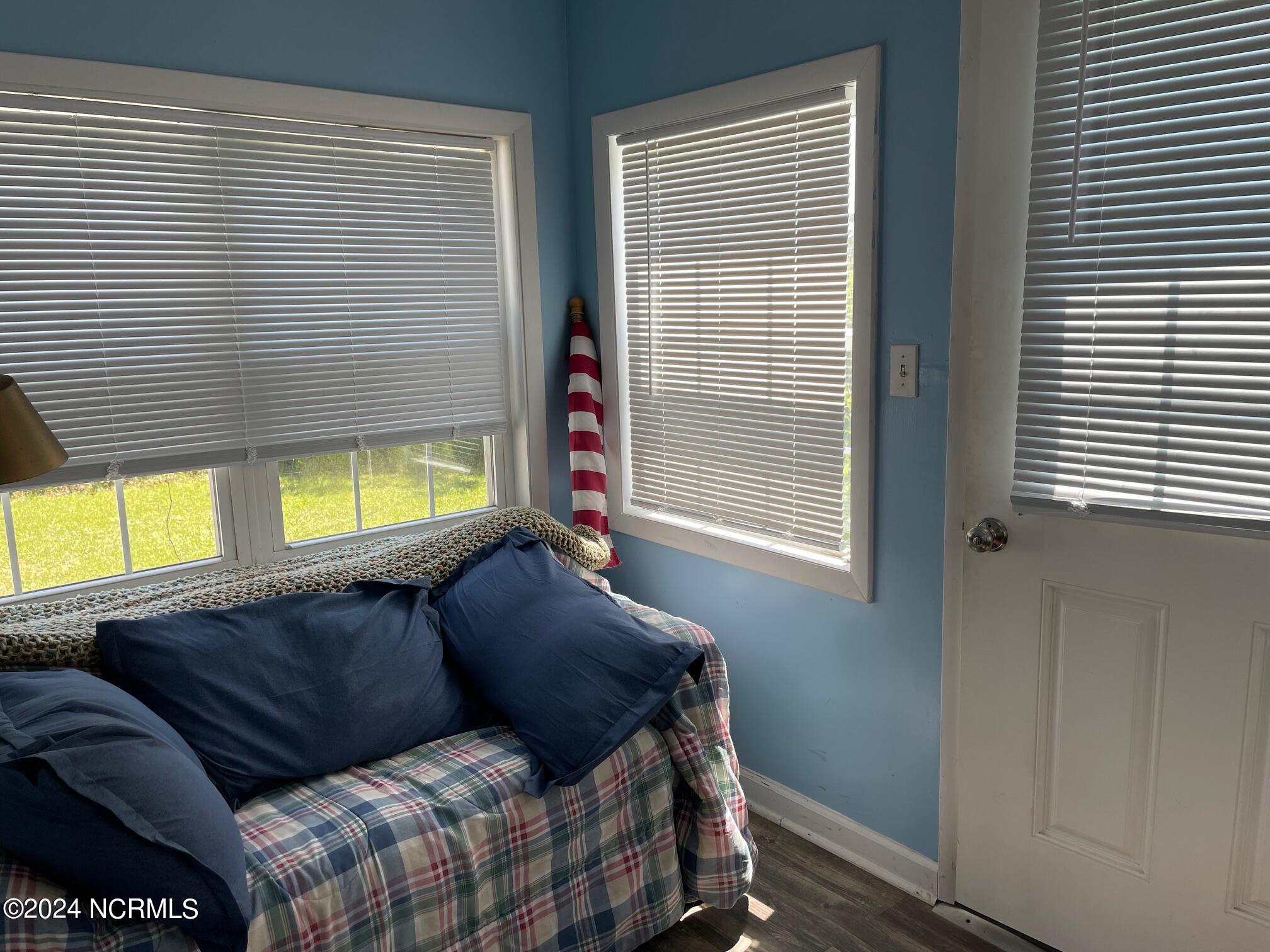 2524 Cedar Island Road Cedar Island, NC 28520 - Photo 29 of 47 Enclosed Porch