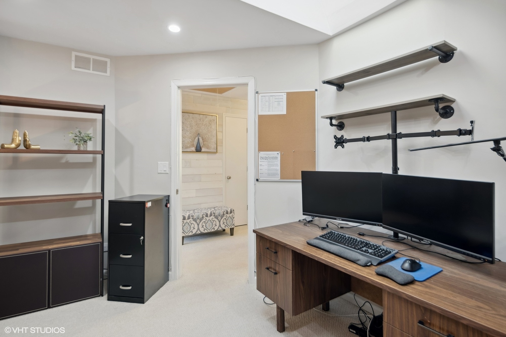 449 Wenbriar Square Addison, IL 60101 - Photo 21 of 35 a view of workspace with furniture