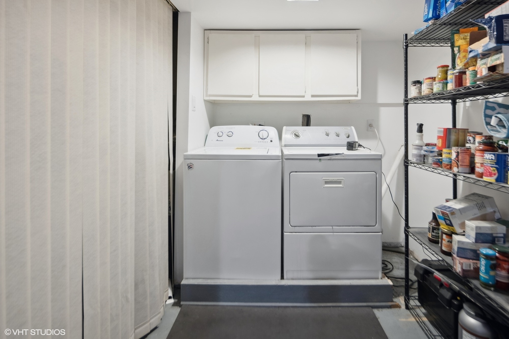 449 Wenbriar Square Addison, IL 60101 - Photo 30 of 35 a utility room with dryer and washer