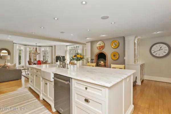 $35,000 | 1007 King Street, Greenwich, CT 06831
