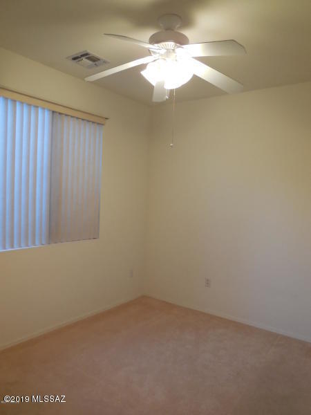 8025 West Wandering Spring Way Tucson, AZ 85743 - Photo 11 of 15