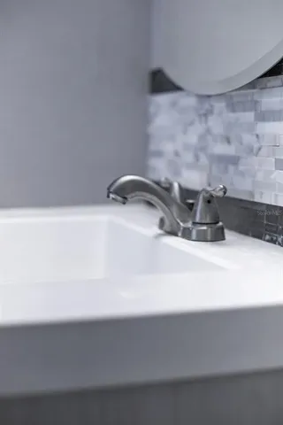 a close view of sink