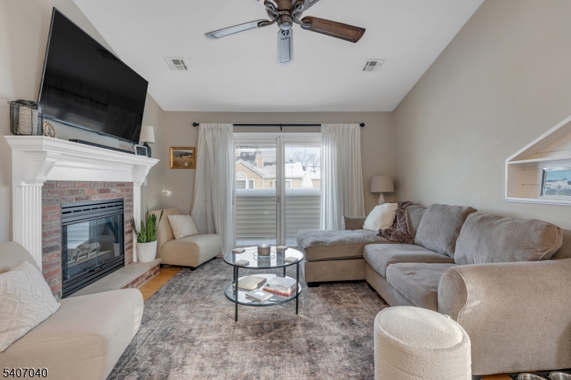 9 High Pond Lane, Unit 9 Bedminster, NJ 07921 - Photo 3 of 38