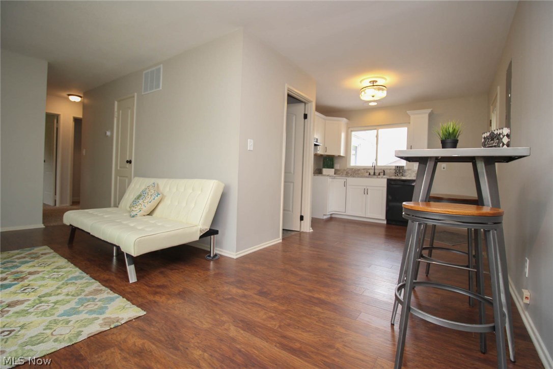 4490 Burkey Road Youngstown, OH 44515 - Photo 9 of 21 Gallery Image 9