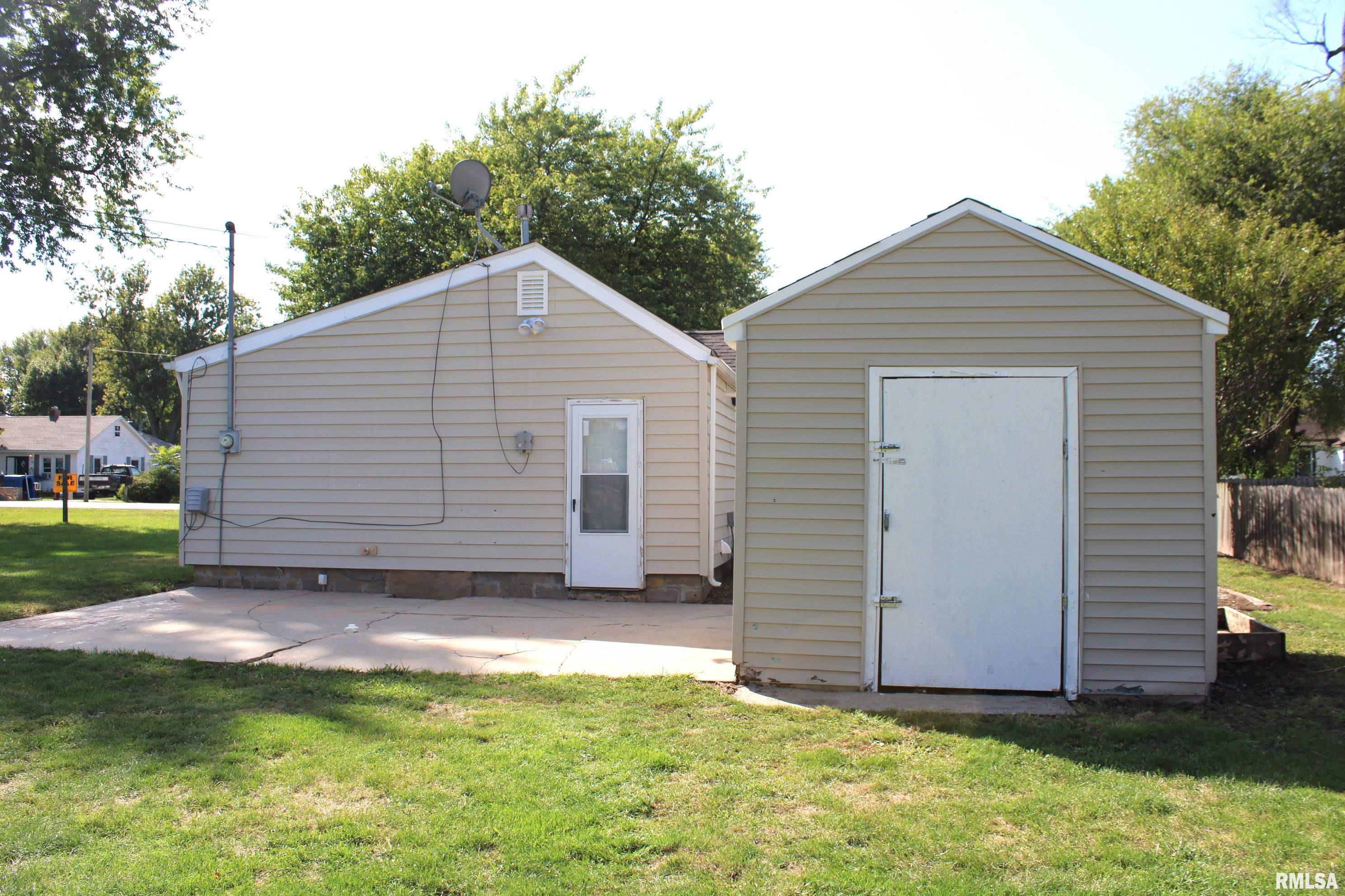 208 6th Street Colona, IL 61241 - Photo 16 of 18