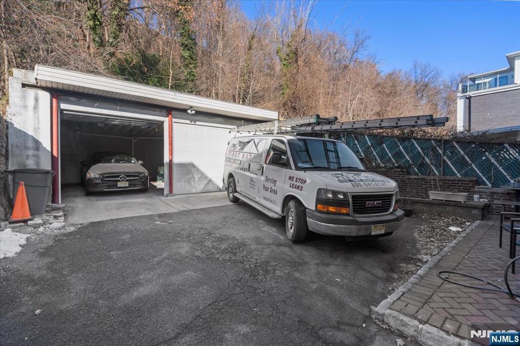 436 Undercliff Avenue, Unit 1 Edgewater, NJ 07020 - Photo 13 of 16