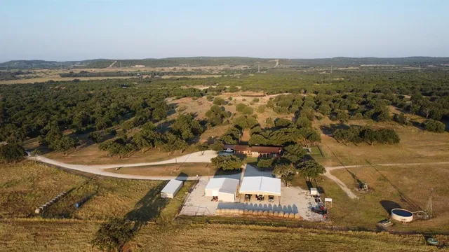 $1,600,000 | 502 County Road 194, Ovalo, TX 79541