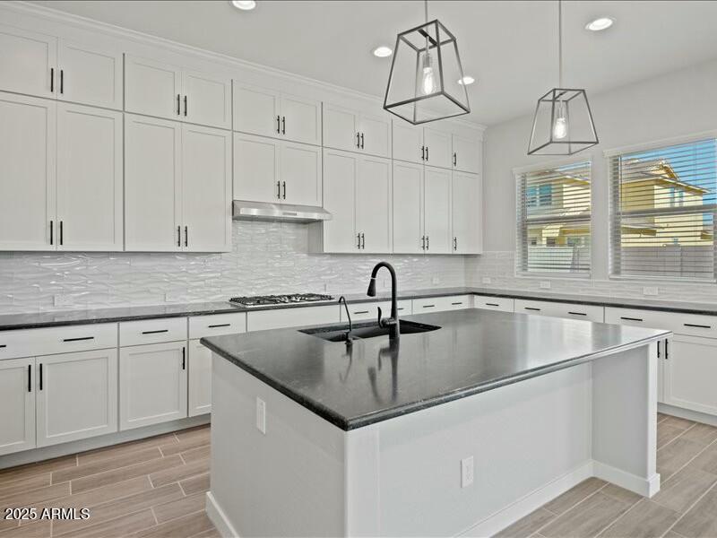 3875 East Appaloosa Road Gilbert, AZ 85296 - Photo 7 of 30 Bright and Open!