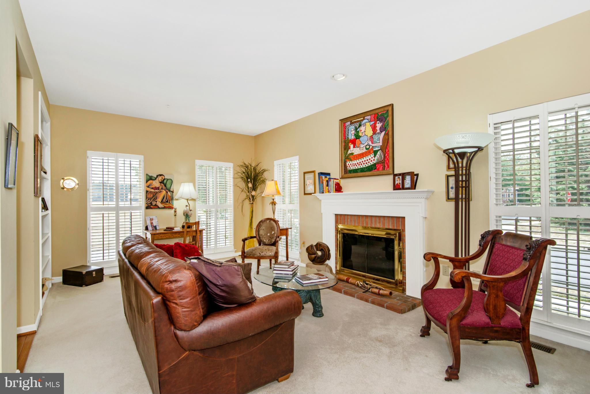 2223 Village Square Road Frederick, MD 21701 - Photo 19 of 30 Living Room