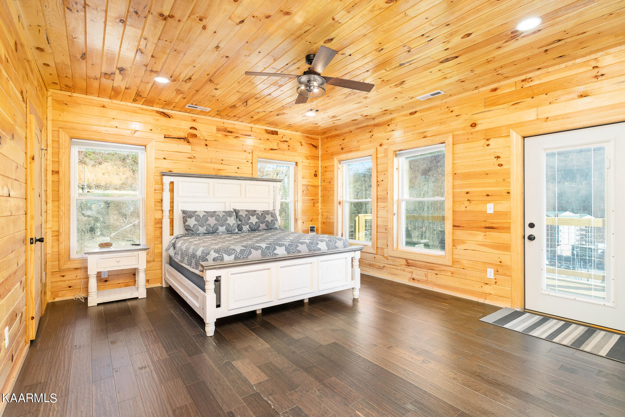 139 Water Tower Road Gatlinburg, TN 37738 - Photo 20 of 44 untitled-16