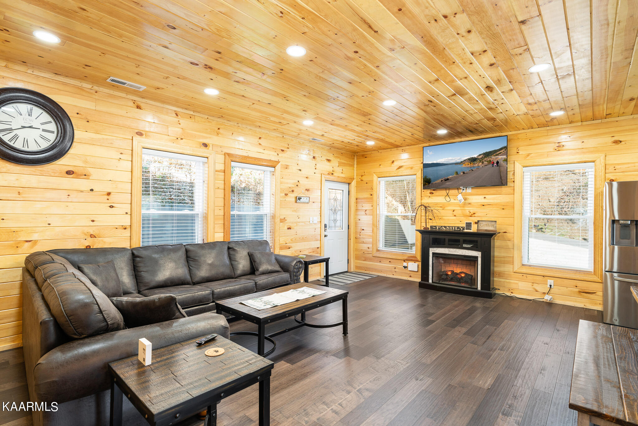 139 Water Tower Road Gatlinburg, TN 37738 - Photo 7 of 44 untitled-4
