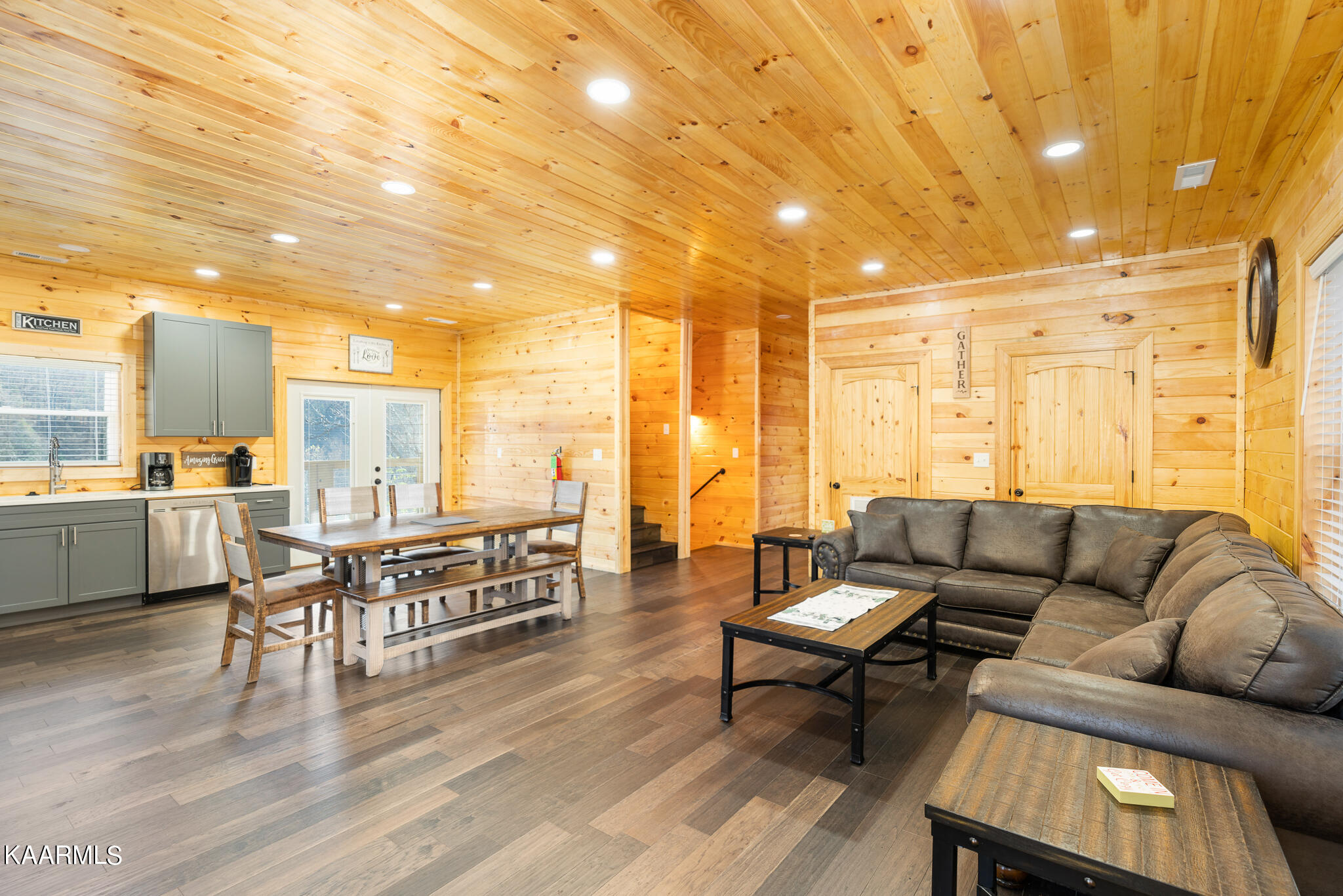 139 Water Tower Road Gatlinburg, TN 37738 - Photo 8 of 44 untitled-5