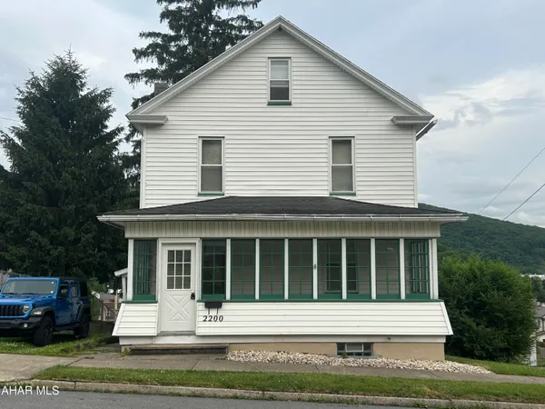 $98,000 | 2200 Adams Avenue, Tyrone, PA 16686