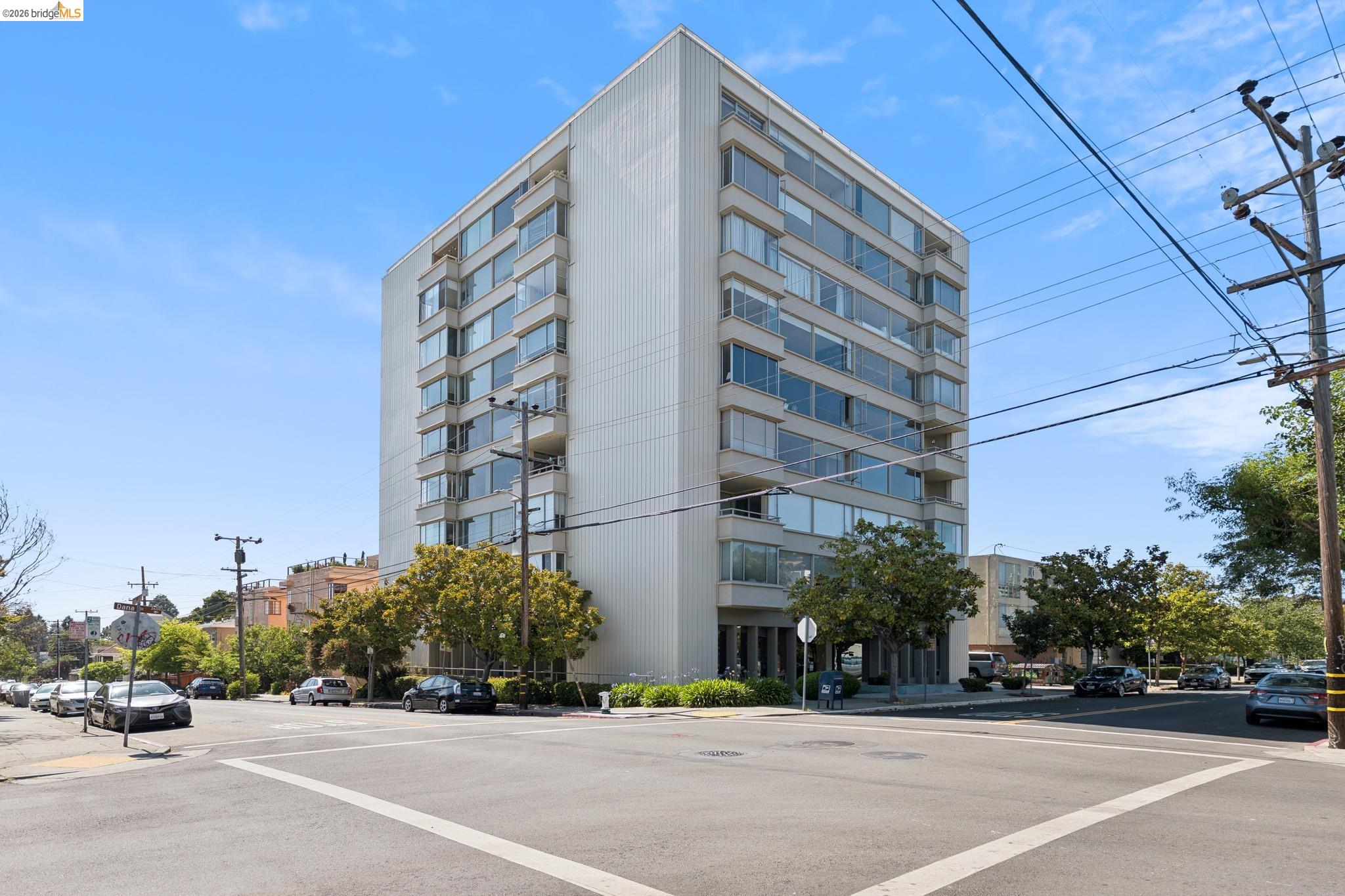 2550 Dana Street, Unit 2F Berkeley, CA 94704 - Photo 16 of 32 a view of a building with a street