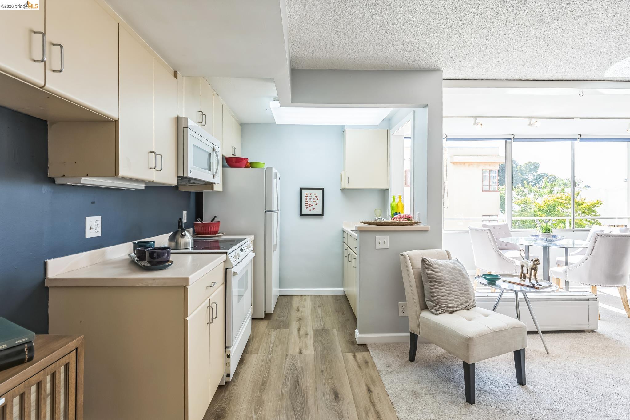 2550 Dana Street, Unit 2F Berkeley, CA 94704 - Photo 9 of 32
