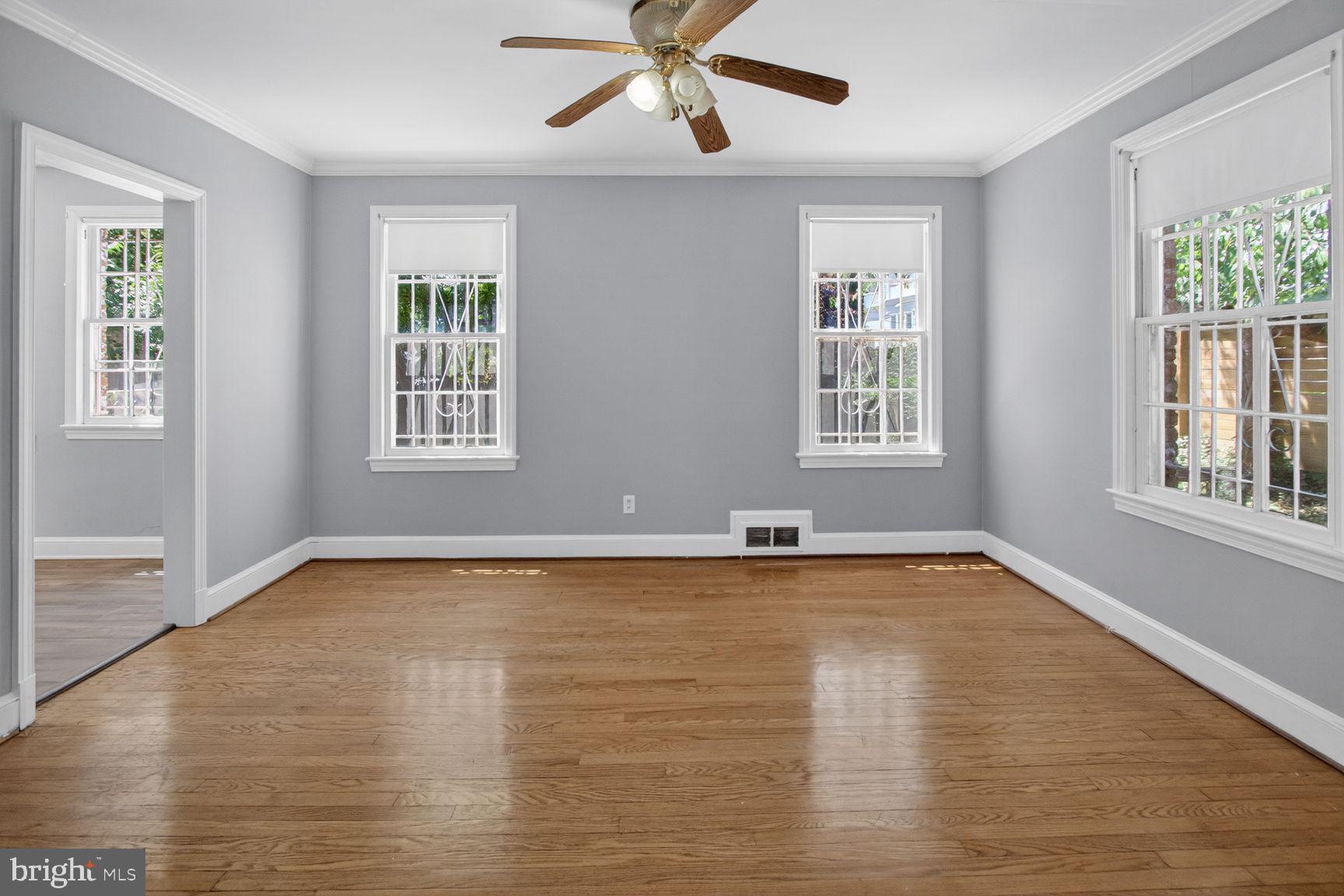 4712 Piney Branch Road Northwest Washington, DC 20011 - Photo 8 of 25