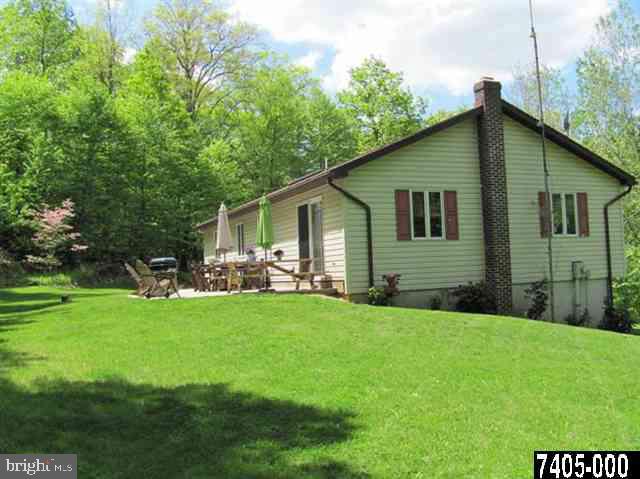 695 Middle Road Aspers, PA 17304 - Photo 4 of 25 Gallery Image 4
