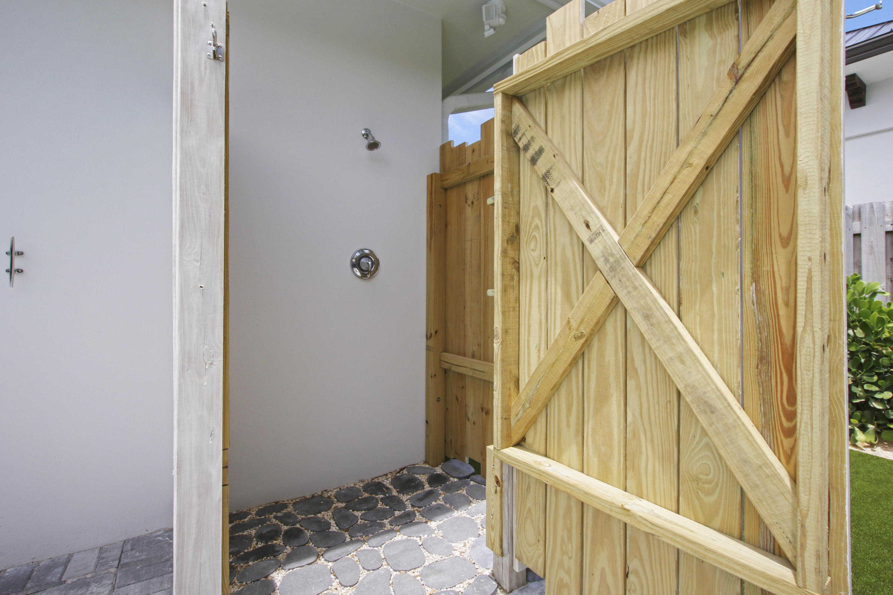 3372 Cove Road Jupiter, FL 33469 - Photo 11 of 44 House2-25