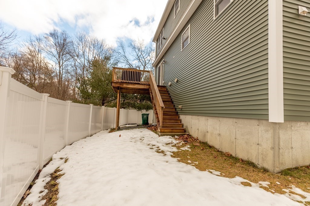 40 Allen Road Billerica, MA 01821 - Photo 30 of 32 a view of a street with wooden fence