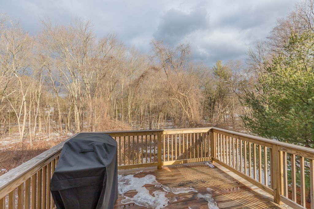 40 Allen Road Billerica, MA 01821 - Photo 32 of 32 a balcony with trees in the background